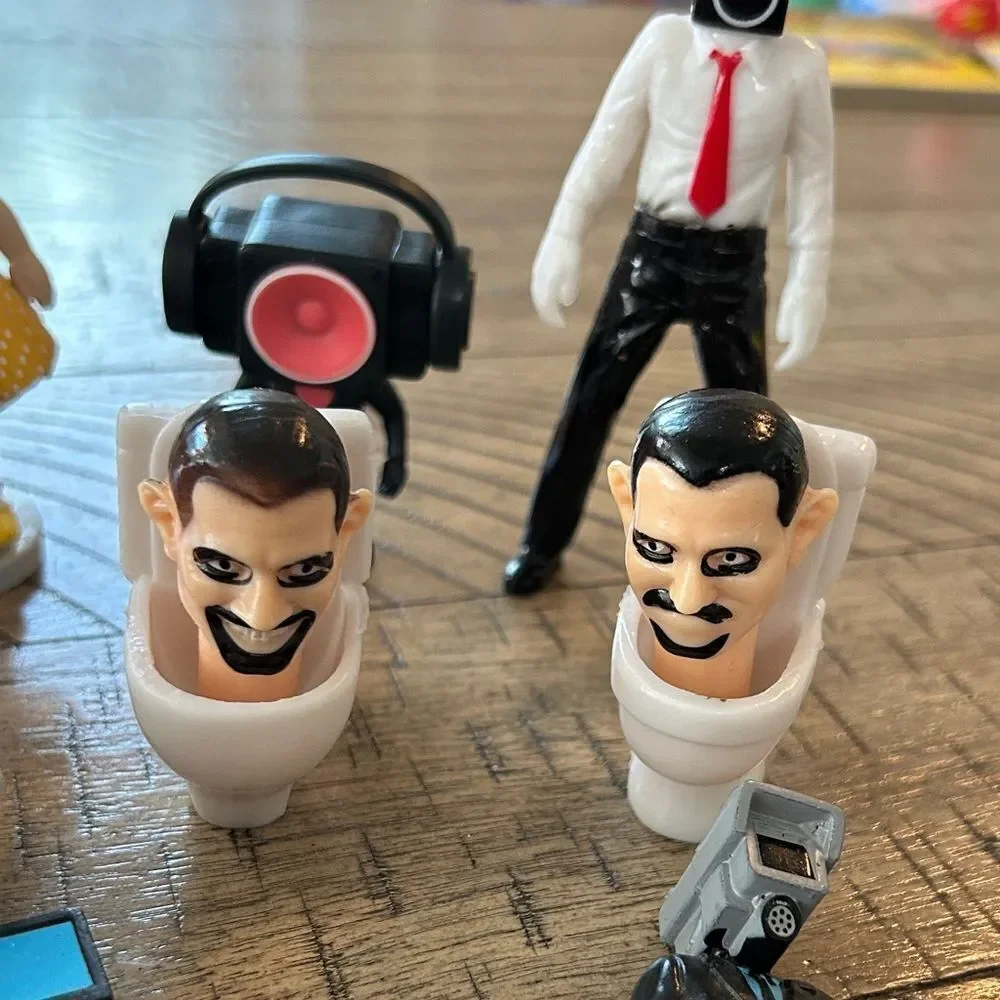 YouTube Figures Skibiti, LankyBox, Siren🚨Heads &Gabby’s Playhouse